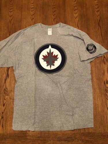 Winnipeg Jets Large shirt