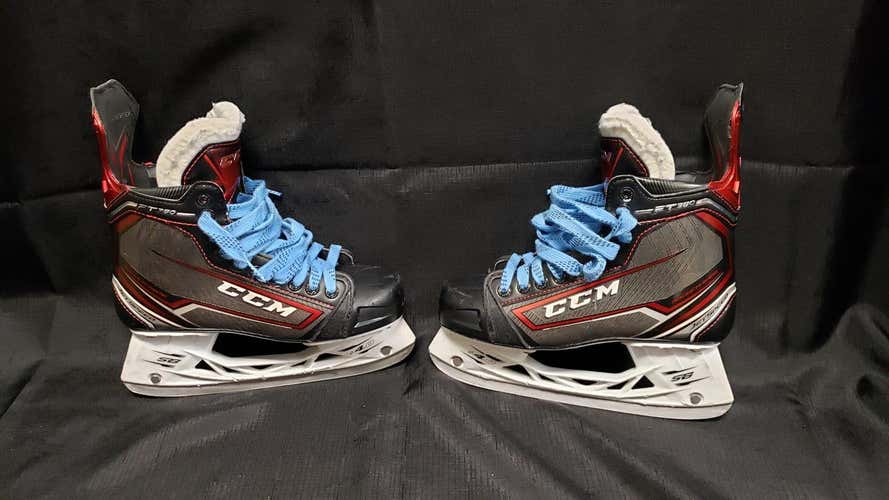 CCM JetSpeed FT380 Skates Size 6