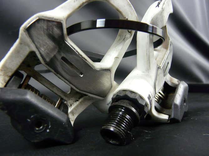LOOK KEO 2 Max Pedals White 9/16 spindle