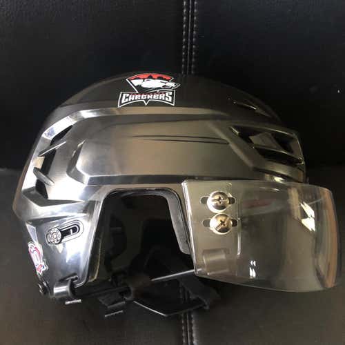 Charlotte Checkers CCM Resistance Medium w/ Oakley Visor