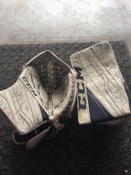 CCM Extreme Flex III  Regular Senior Pro Stock