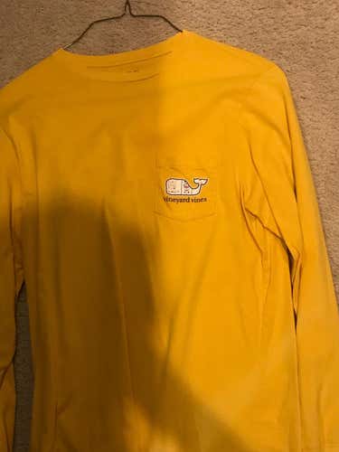 Vineyard Vines Hockey-themed Long Sleeve Mens Small