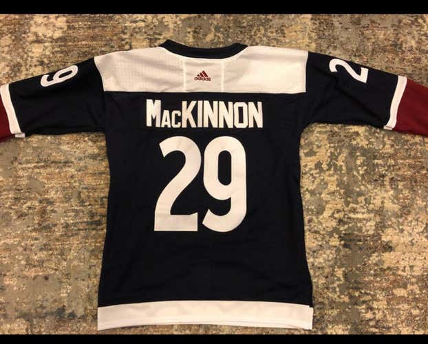 NATHAN MacKINNON #29 Colorado Avalanche (Alternate) Game Jersey Replica