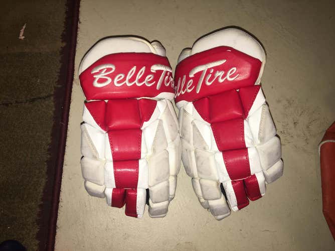 BelleTire Hockey Gloves