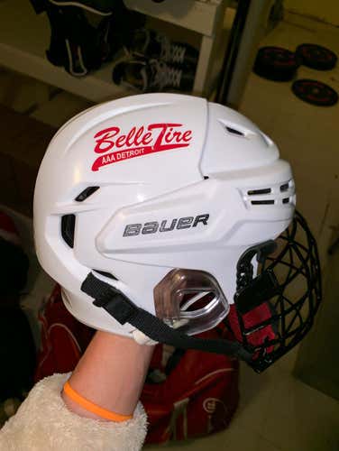 BELLE TIRE AAA HOCKEY HELMET BAUER REAKT MENS