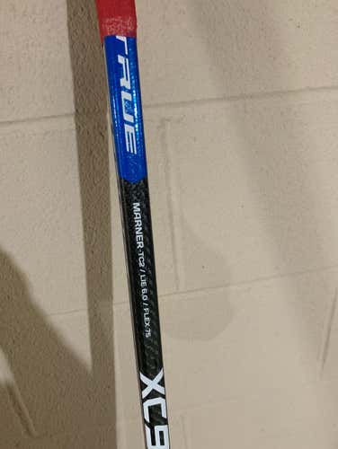 TRUE XCORE XC9 ACF GRIP COMPOSITE HOCKEY STICK 2019 - SENIOR