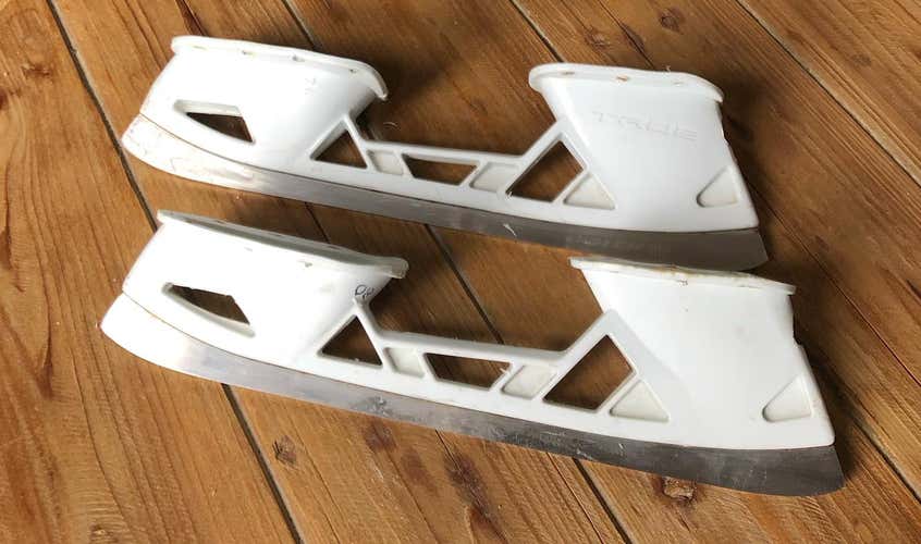 True Goalie Holder And Blades Size 9