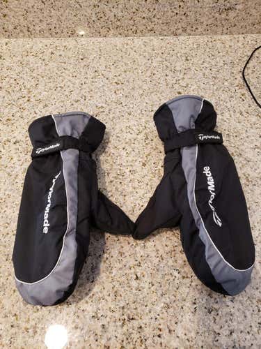 TaylorMade GOLF Mittens, pair, LIKE NEW
