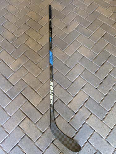 Bauer Nexus 1N  Left P28 Eichel 67 Flex Grip Intermediate