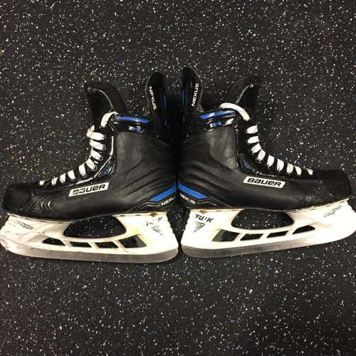 Bauer 1N Vcut  Senior Pro Stock Size 8.5