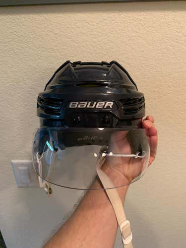 Bauer Helmet Re-Akt 100
