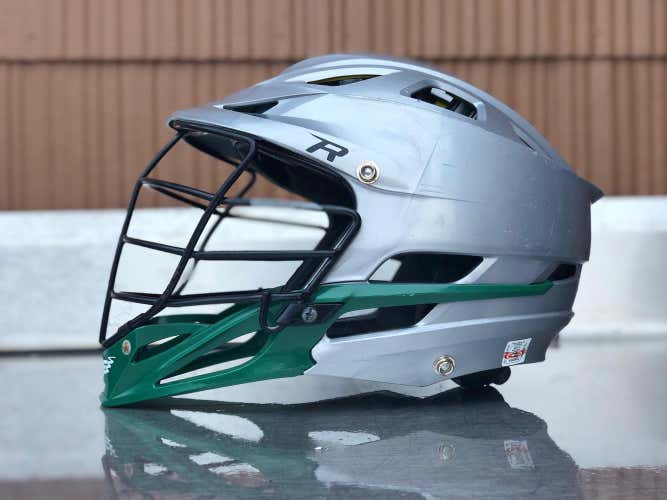 Grey Cascade R Helmet (GREAT CONDITION)