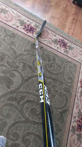 New CCM Super Tacks 2.0  Righty Mid Senior Pro Stock