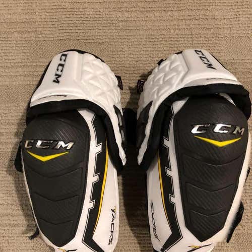 CCM Ultra Tacks Elbow Pads - Medium