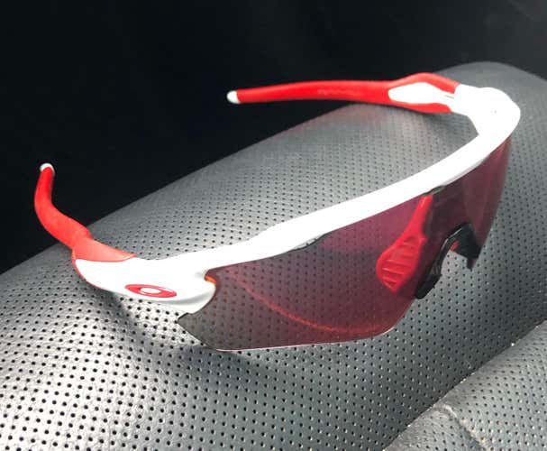 Oakley Radar EV