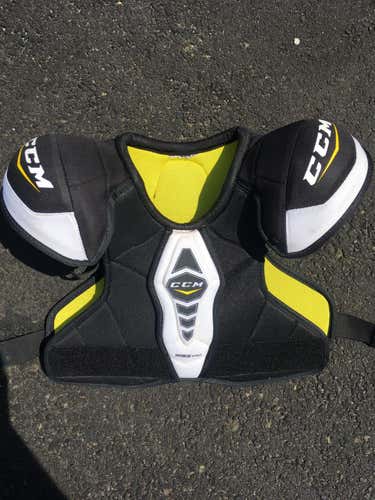 CCM Tacks 1052 Hockey Shoulder Pads Senior