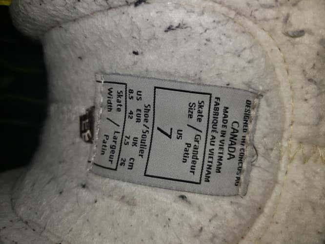 CCM RibCor 70K  Senior Pro Stock Size 7