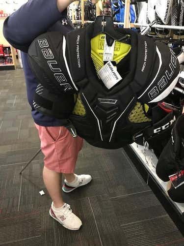 New Bauer S190  Senior Small Shoulder pad