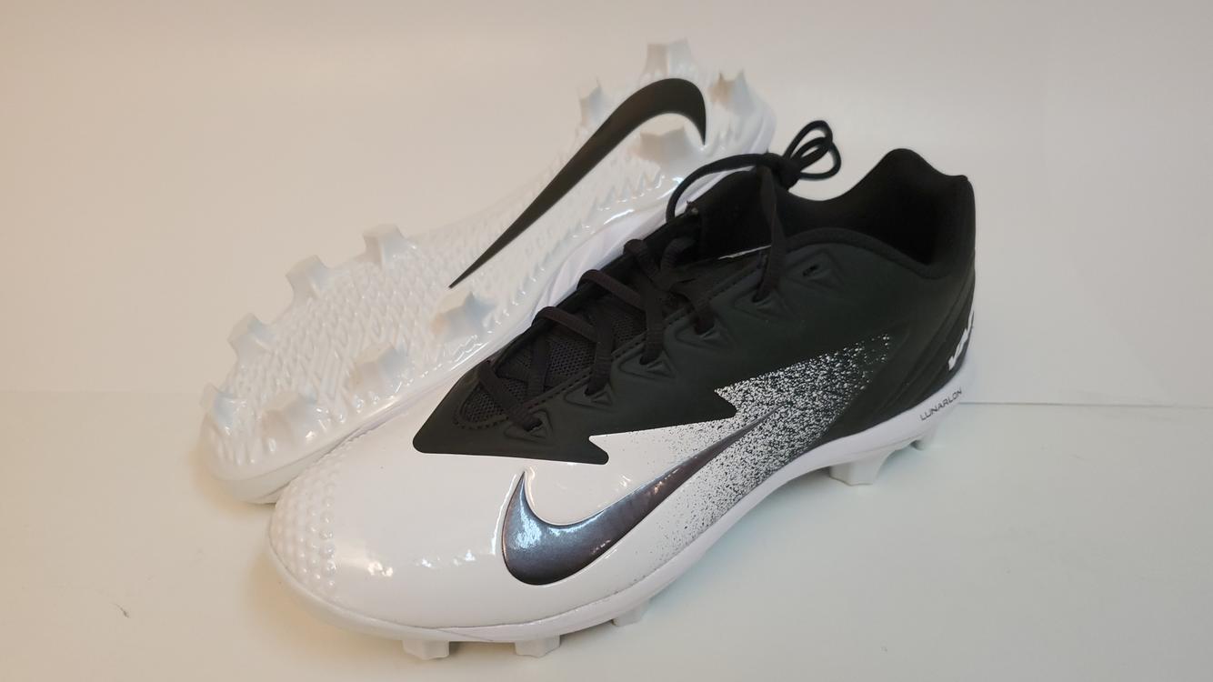 nike lunarlon baseball cleats