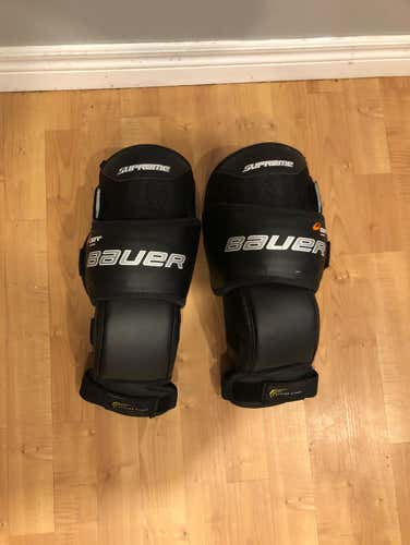 New Bauer Knee Pads