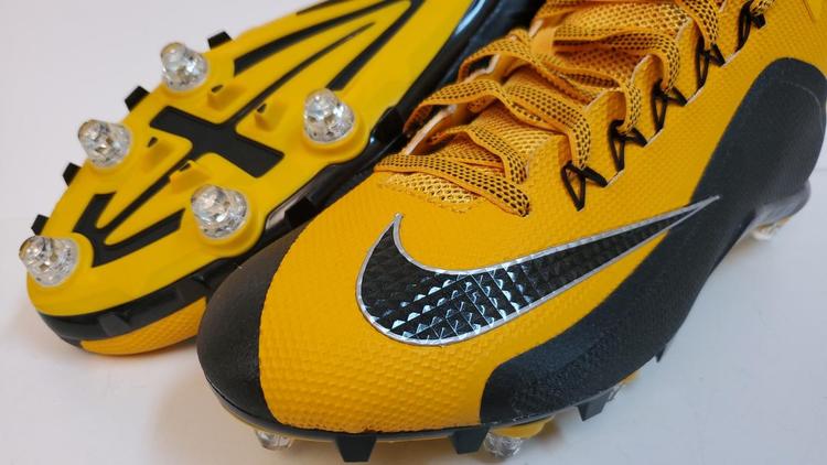 nikeskin alpha cleats