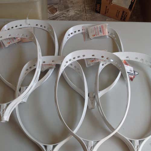 New Maverik Base Head Unstrung