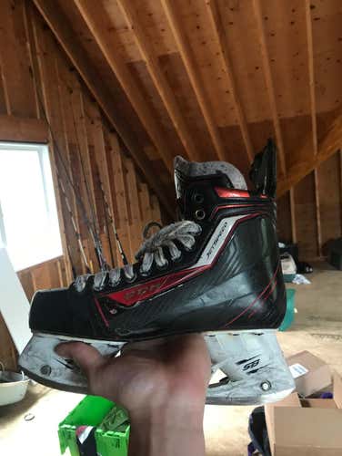 CCM JETSPEED SKATES 8.5