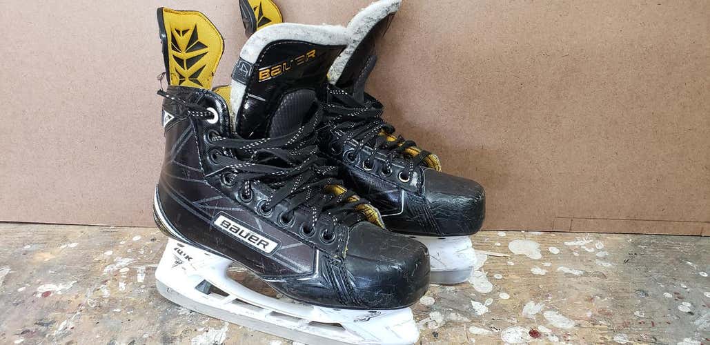 Bauer Supreme 180  Junior Size 4.5