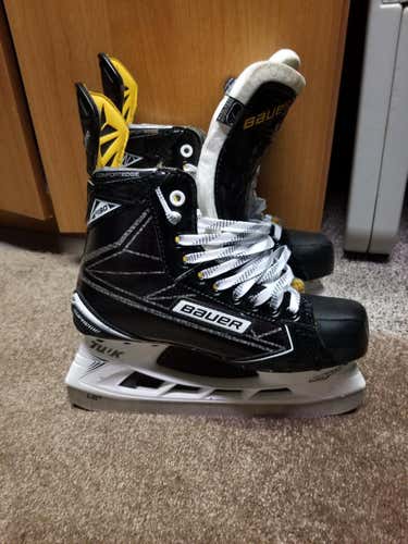 Bauer Supreme 190  Senior Size 7