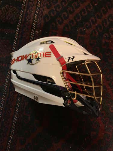 Showtime Helmet Cascade R