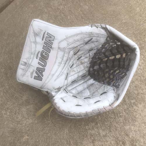 Custom V7 Pro Carbon Glove