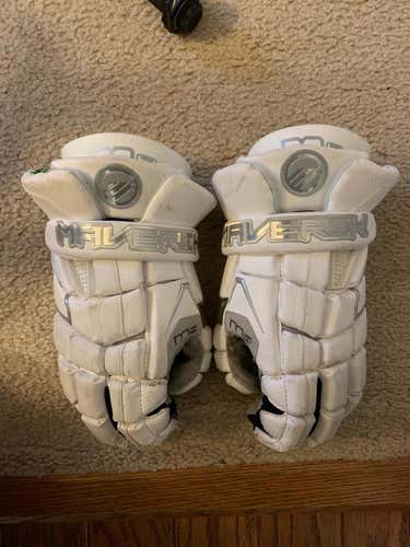Used Maverik Large 13 Gloves