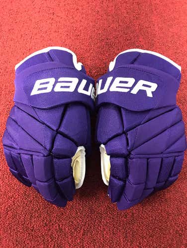 Niagara University Bauer 1x Lite Pro Gloves Size 15 Pro Stock