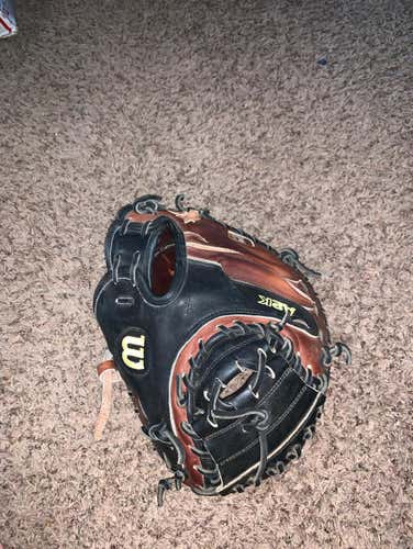 Wilson A2k Catchers Glove. Good Condition And Broken In. Size 32.5