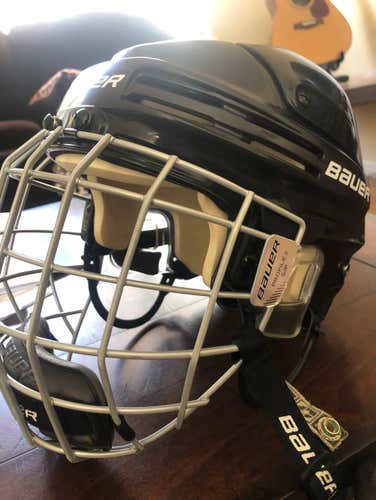 New Bauer 4500 Helmet