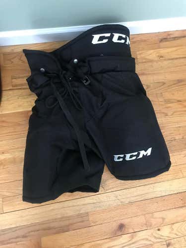 CCM HP31 Adult Large Hockey Pants-Like New Condition