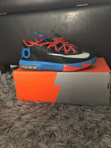 Nike KD VI Basketball Shoe