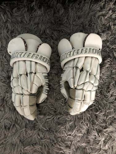 Warrior Regulator 2 Lacrosse Gloves