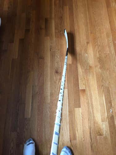Phil Kessel Game Used Bauer Vapor XXXX stick