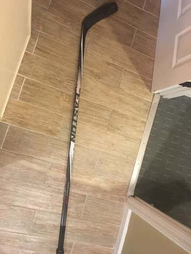 Easton Synergy HTX Right