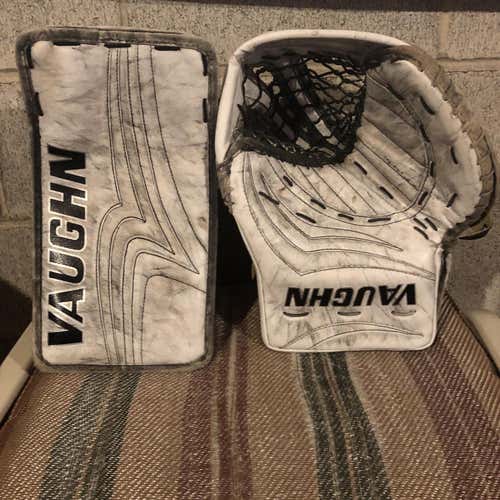 Vaughn V7 Pro Glove And Blocked