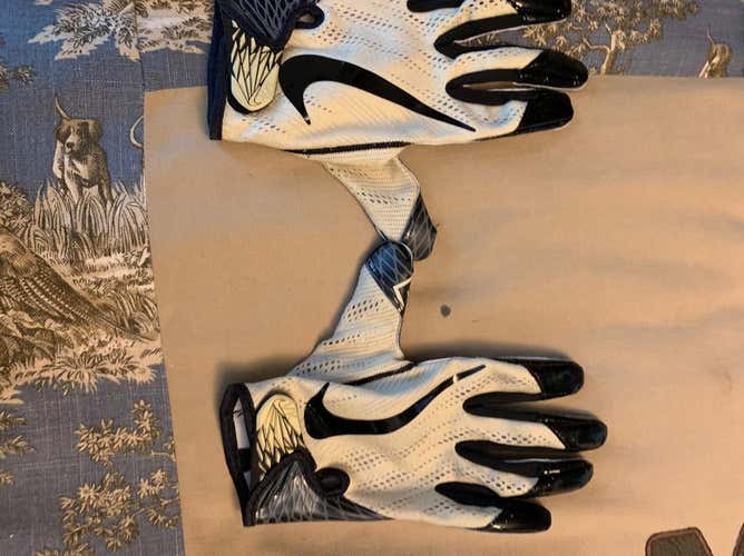 Wake forest New Football Gloves (Team Issued)