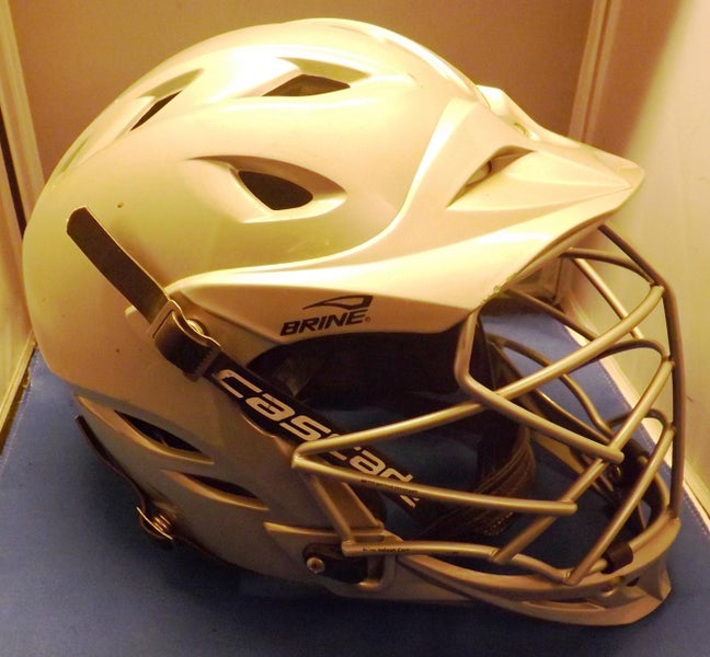 Brine Triumph L/XL Lacrosse Helmet Excellent Condition (Silver)