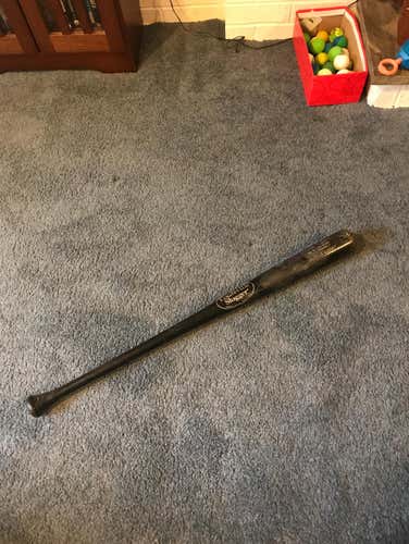 (MAKE AN OFFER) Louisville Slugger C271 33”