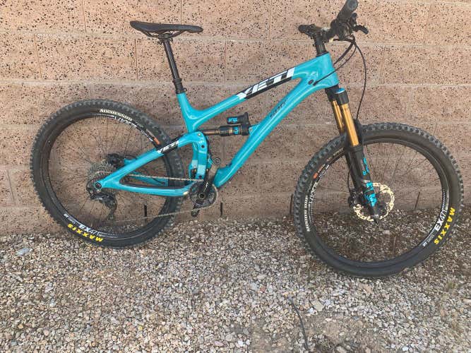 2016 Yeti SB6c Size M