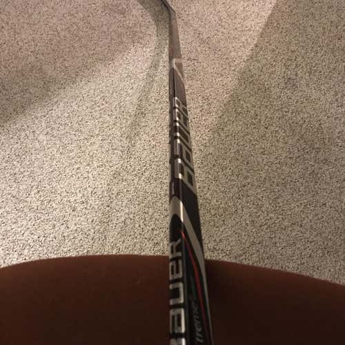 Bauer 1x Lite Stick - Left - Senior - P88 - 87 Flex - Grip