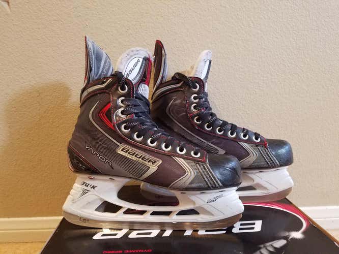 Bauer Vapor X90 Junior Size 4.5 D