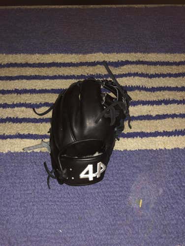 Custom 44 Pro Black