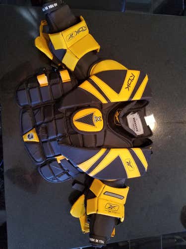 Reebok 5K Youth Large