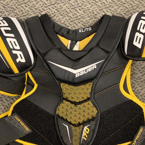 Bauer 170 Shoulder Pads
